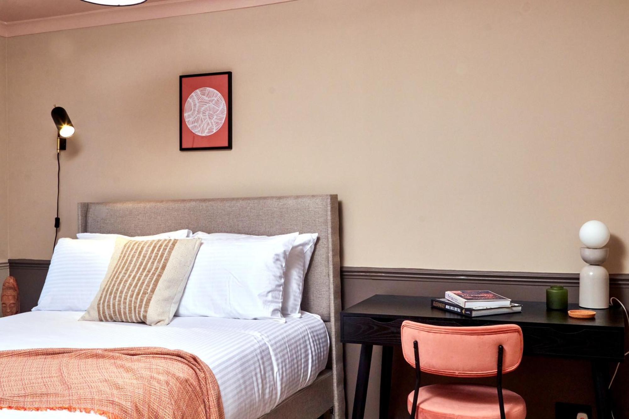 Settle In Winchester - Stylish Self Check-In Rooms Exterior photo