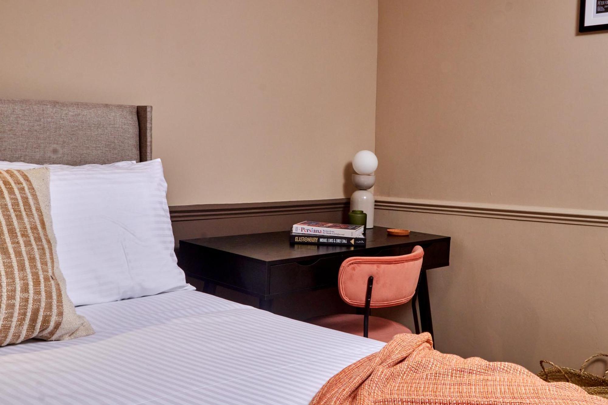 Settle In Winchester - Stylish Self Check-In Rooms Exterior photo