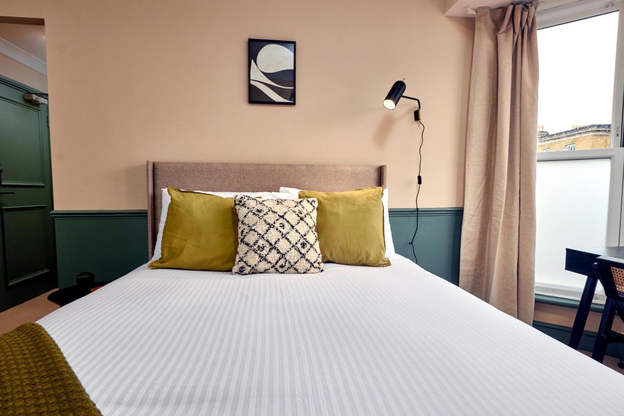 Settle In Winchester - Stylish Self Check-In Rooms Exterior photo