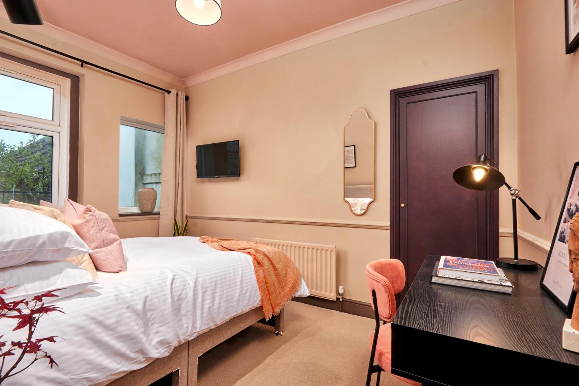 Settle In Winchester - Stylish Self Check-In Rooms Exterior photo