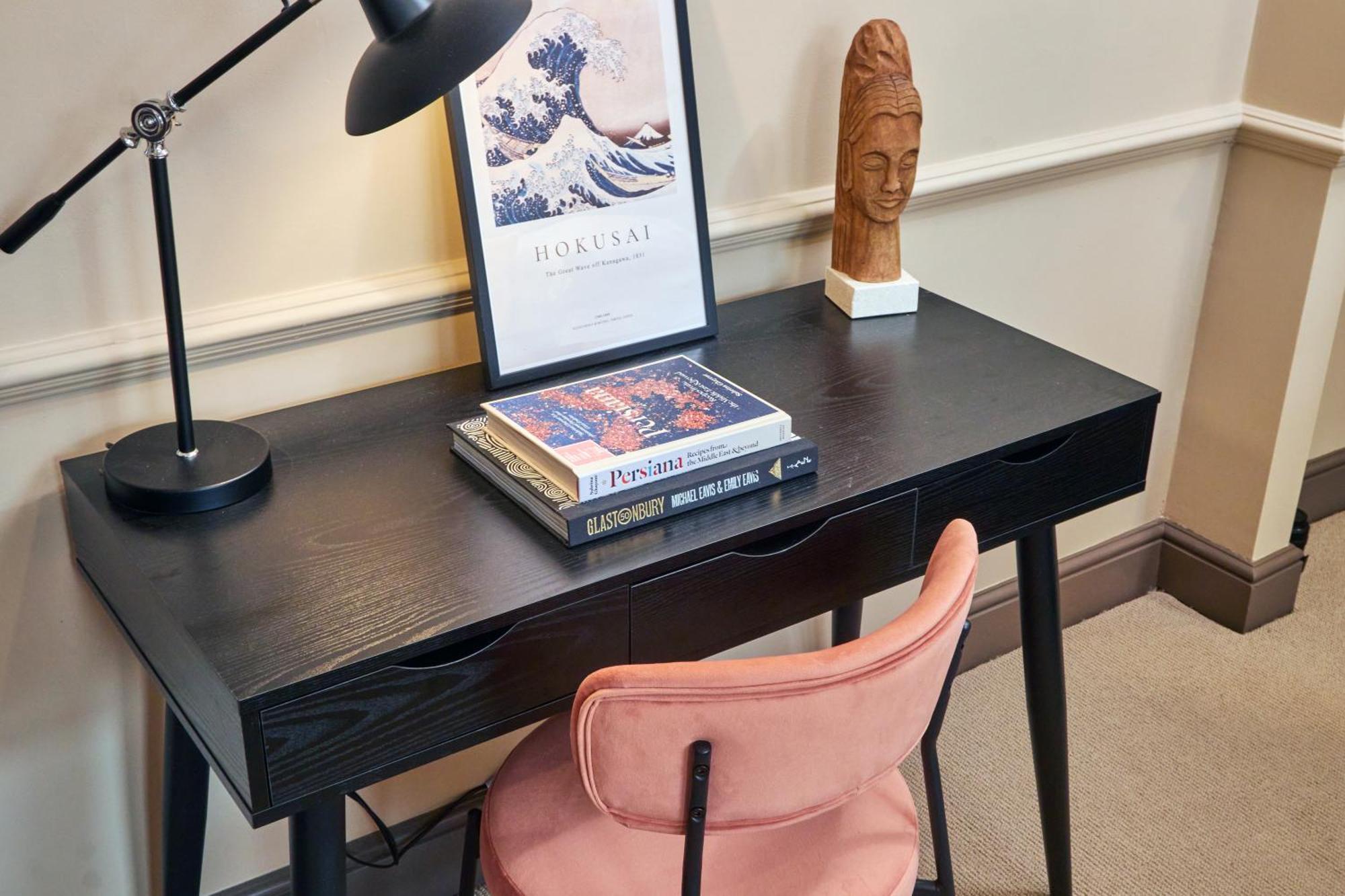 Settle In Winchester - Stylish Self Check-In Rooms Exterior photo