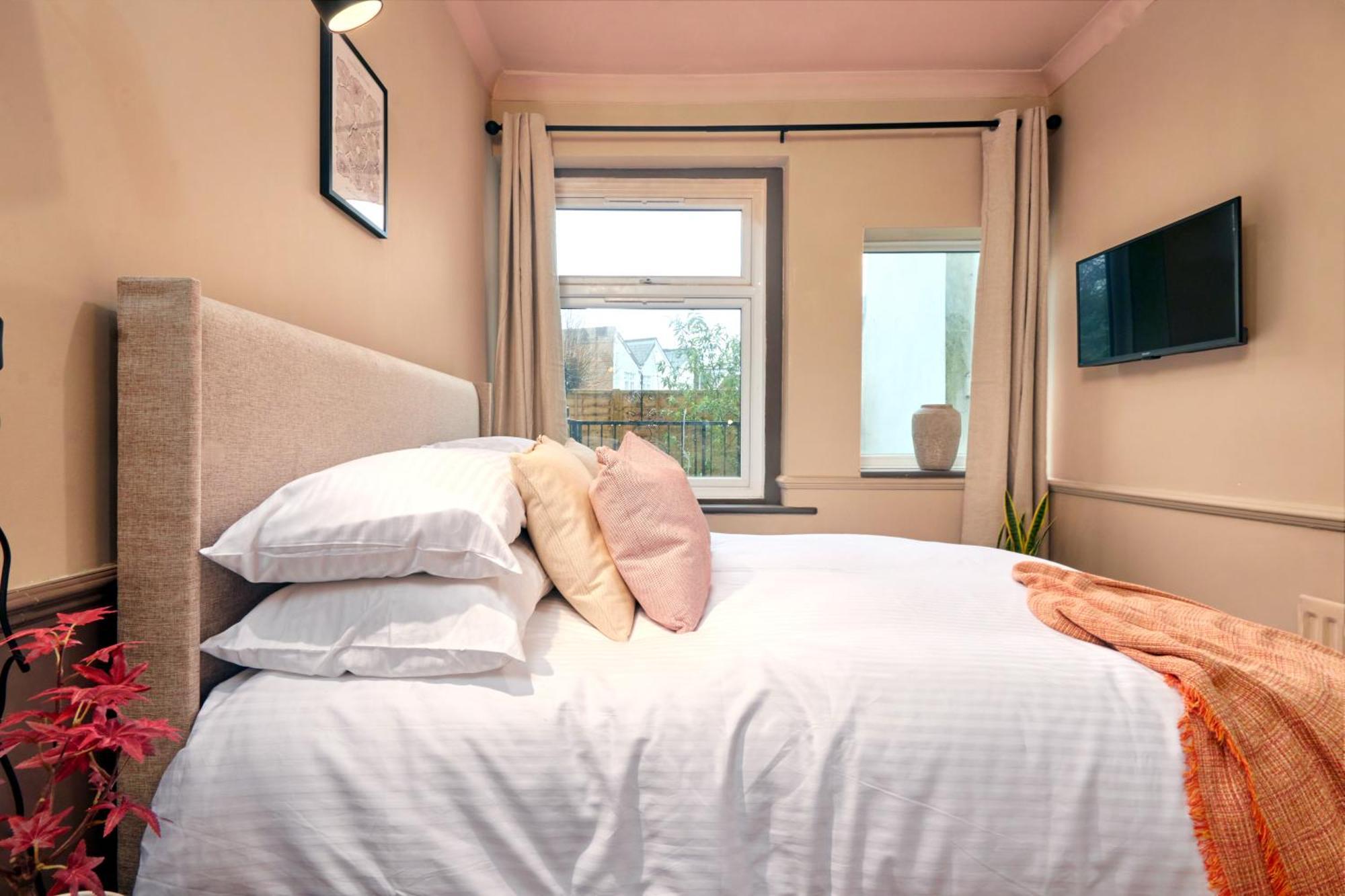Settle In Winchester - Stylish Self Check-In Rooms Exterior photo