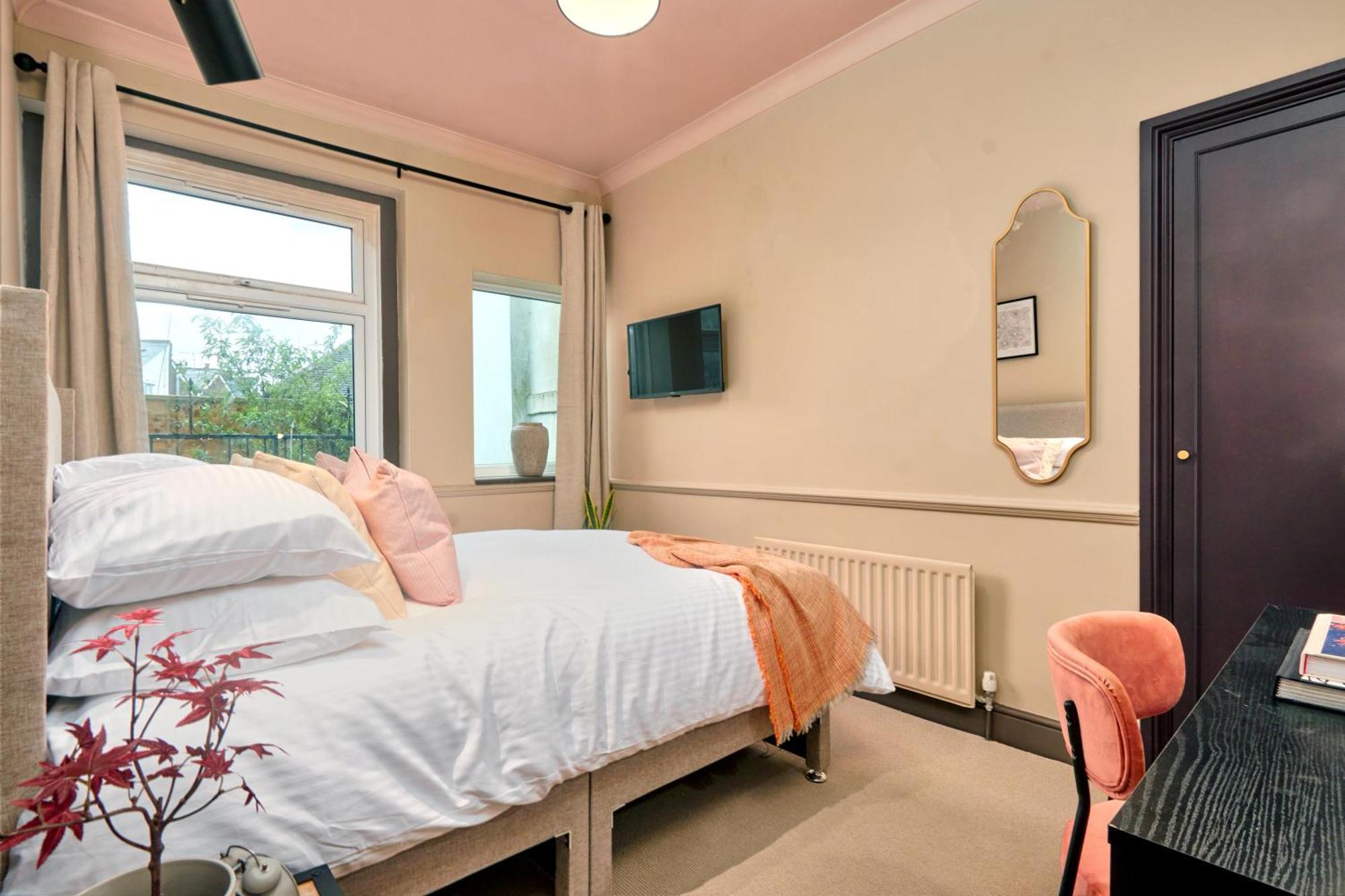 Settle In Winchester - Stylish Self Check-In Rooms Exterior photo